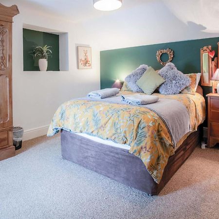 Hall House - 3 Bedroom Cottage - Saint Florence エクステリア 写真