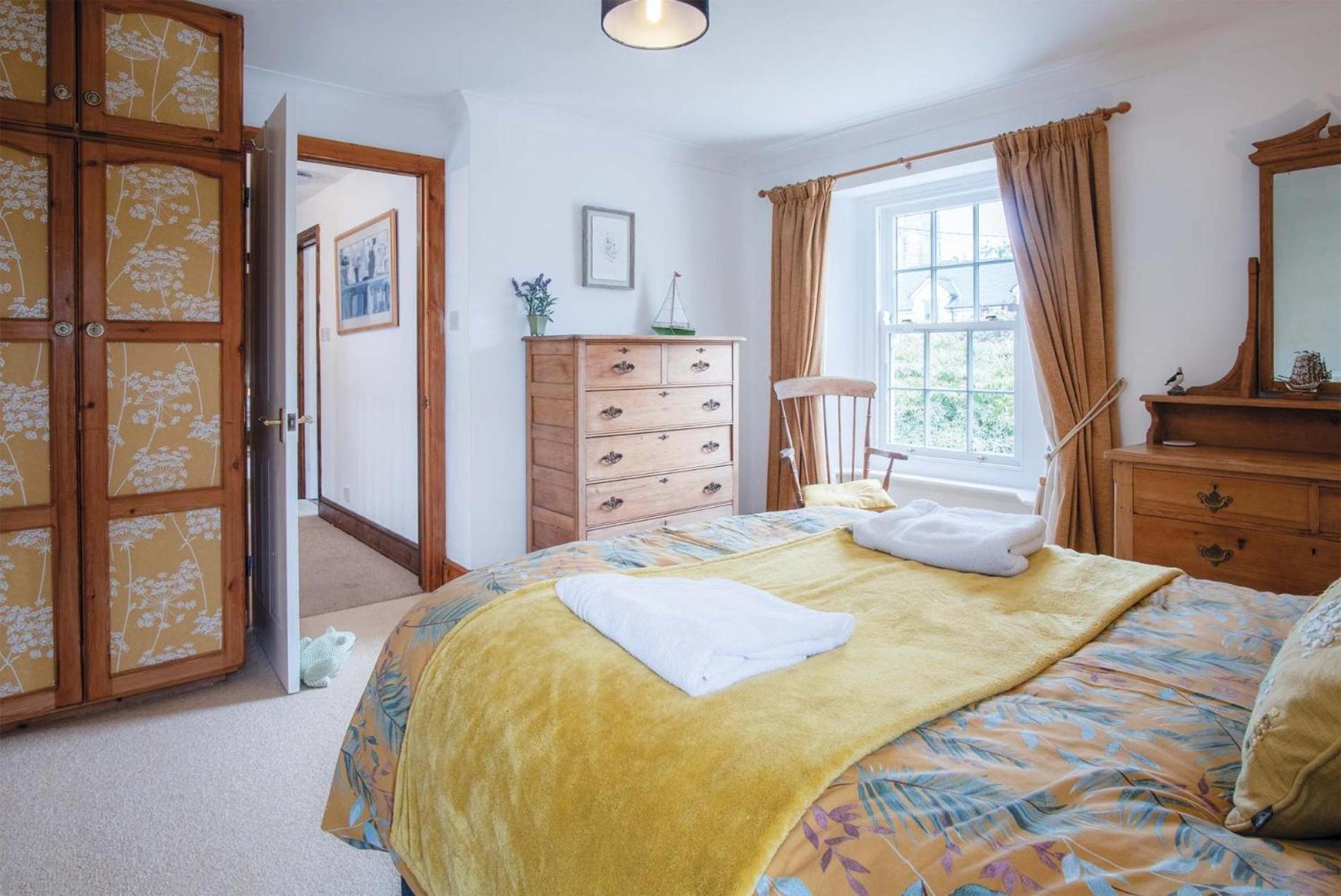 Hall House - 3 Bedroom Cottage - Saint Florence エクステリア 写真