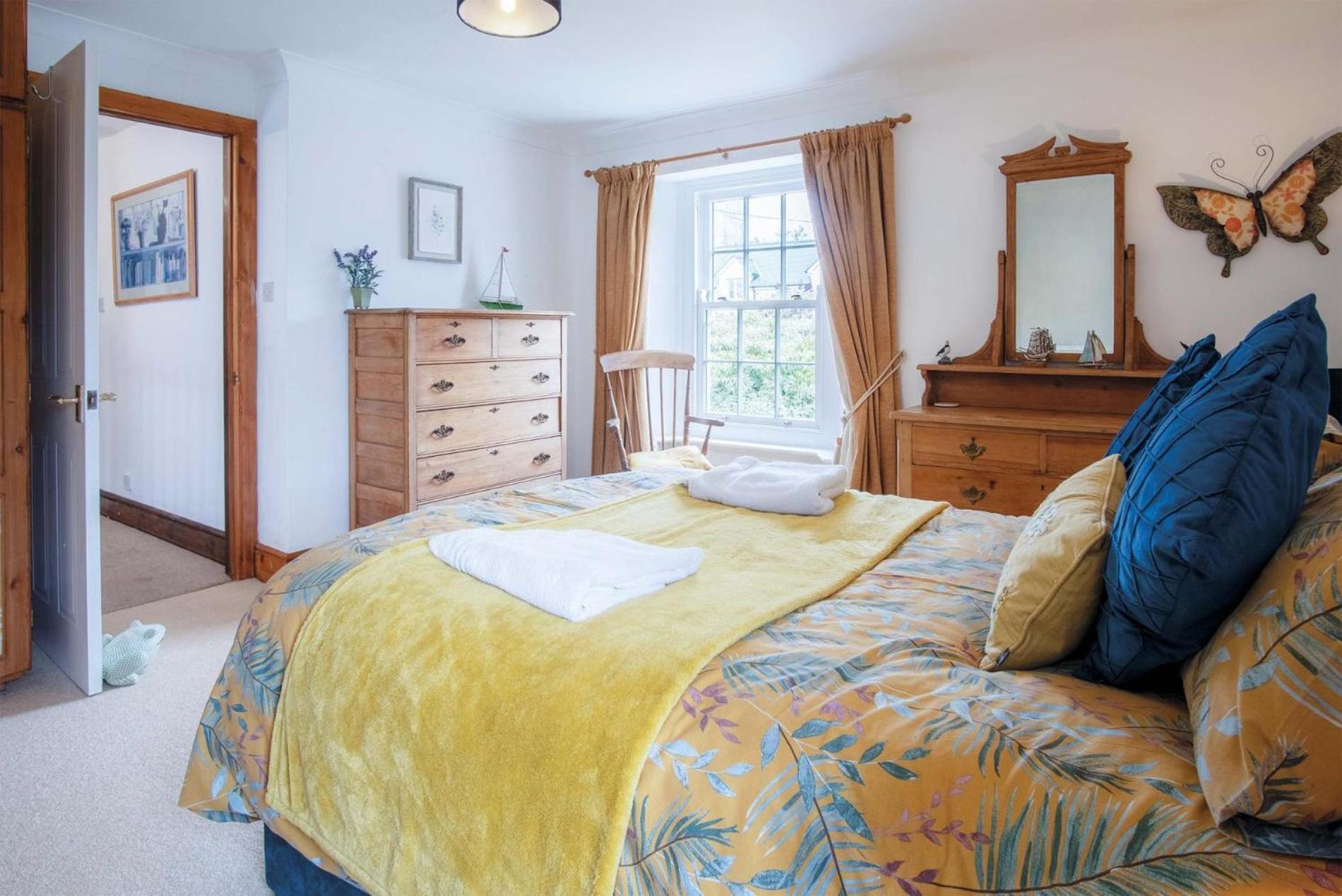 Hall House - 3 Bedroom Cottage - Saint Florence エクステリア 写真