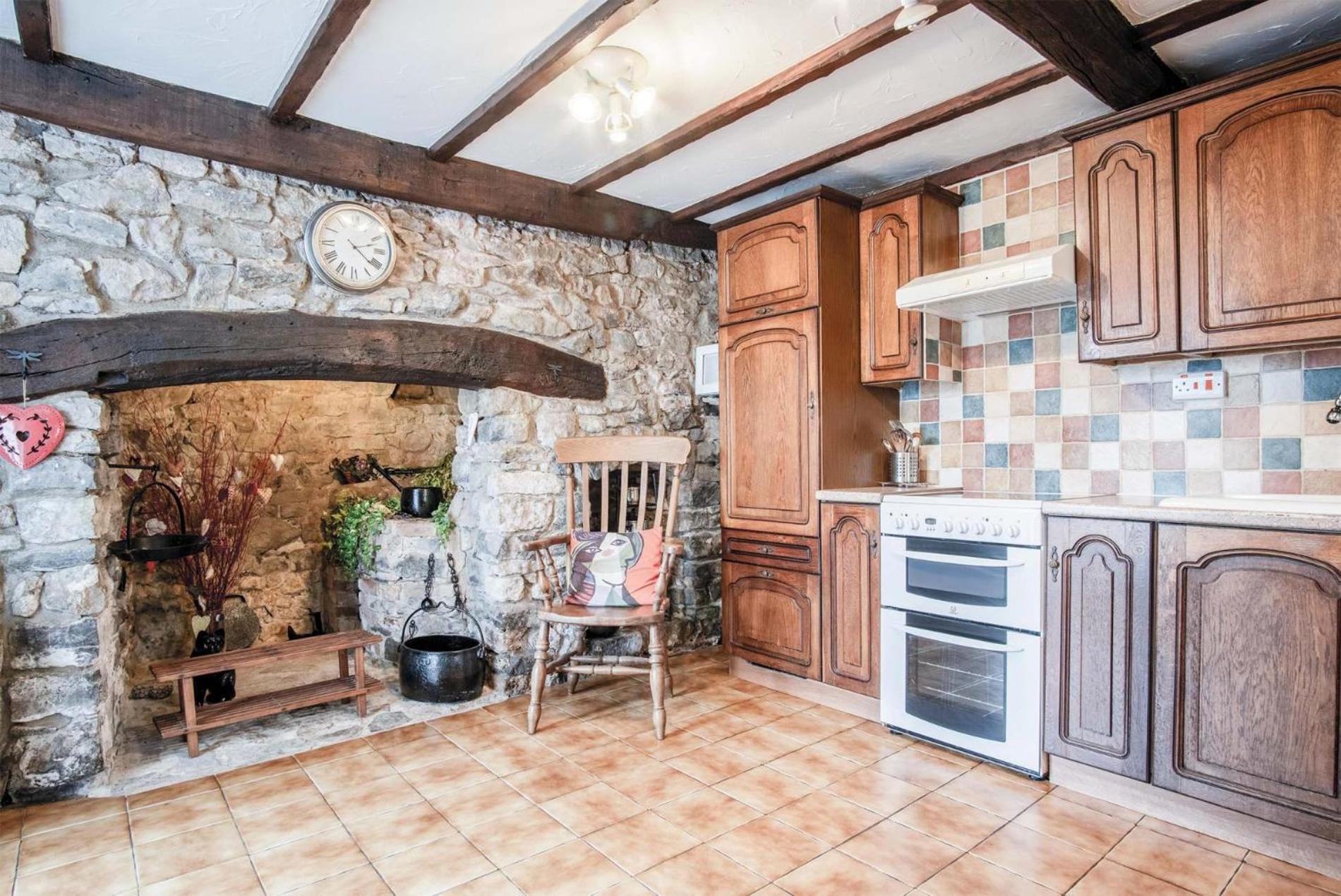 Hall House - 3 Bedroom Cottage - Saint Florence エクステリア 写真