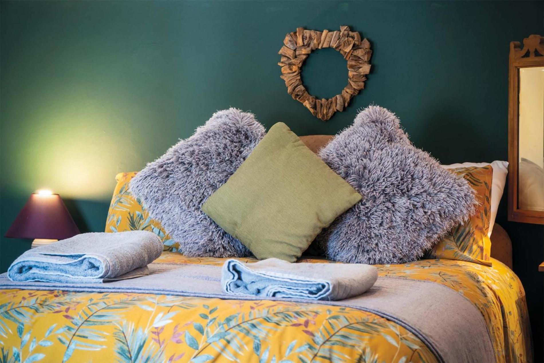 Hall House - 3 Bedroom Cottage - Saint Florence エクステリア 写真