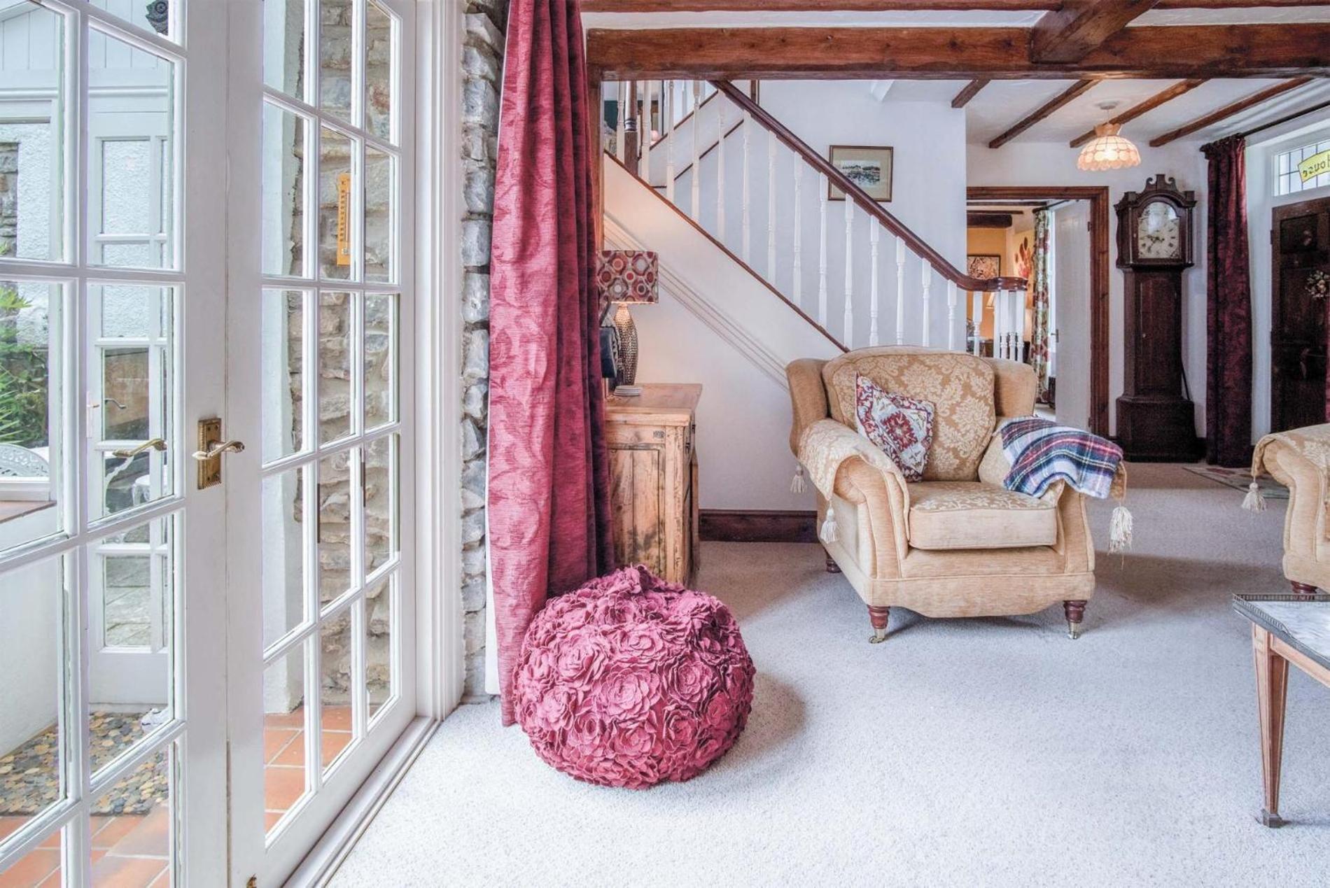 Hall House - 3 Bedroom Cottage - Saint Florence エクステリア 写真