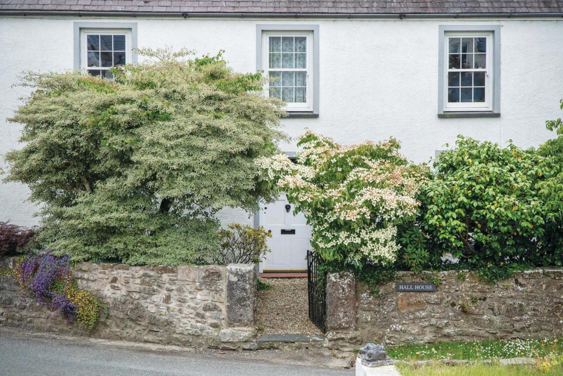 Hall House - 3 Bedroom Cottage - Saint Florence エクステリア 写真